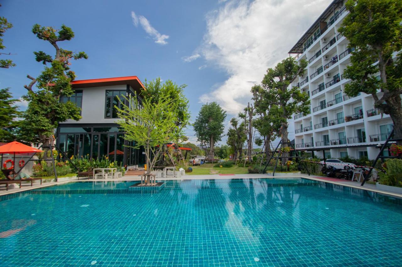 Ur The Private Huahin Hotel Bagian luar foto